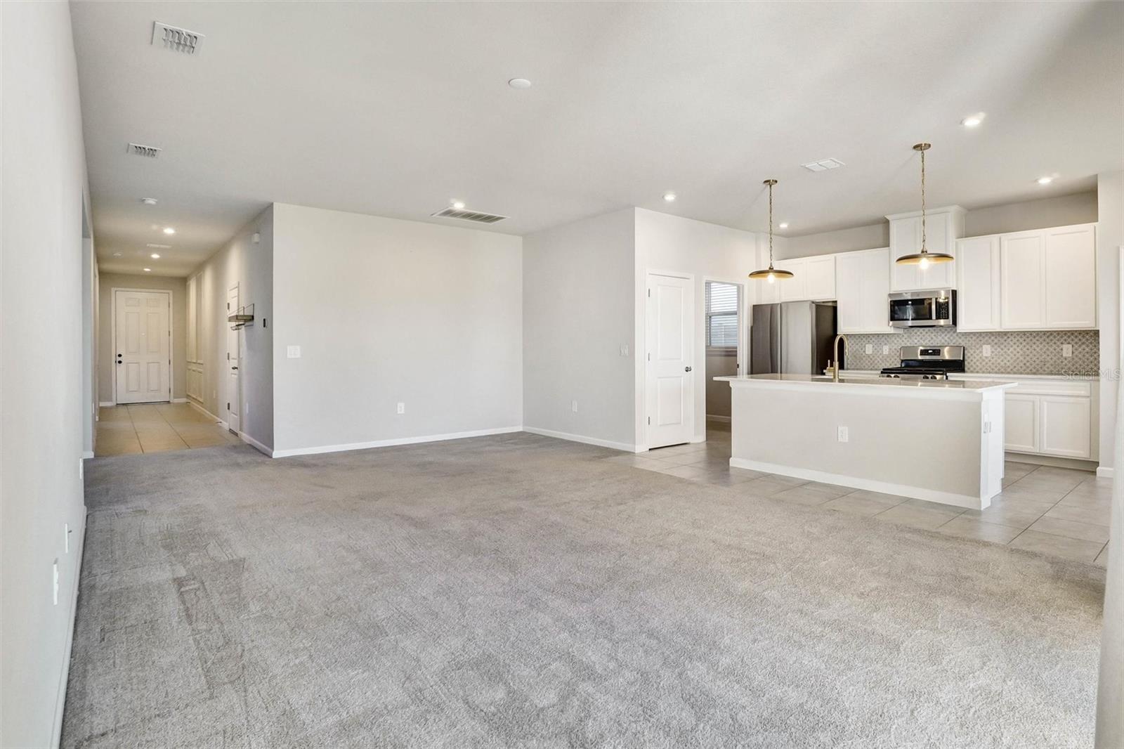 3772 BLUE MOUNTAIN WAY