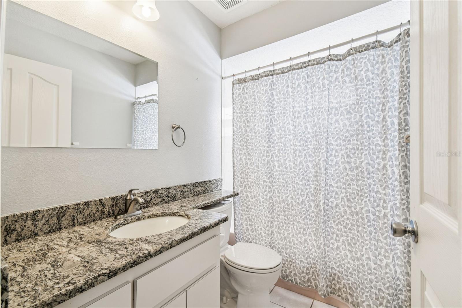 ROYAL HIGHLANDS - Residential