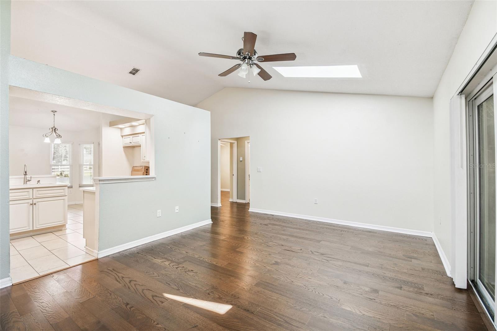 ROYAL HIGHLANDS - Residential