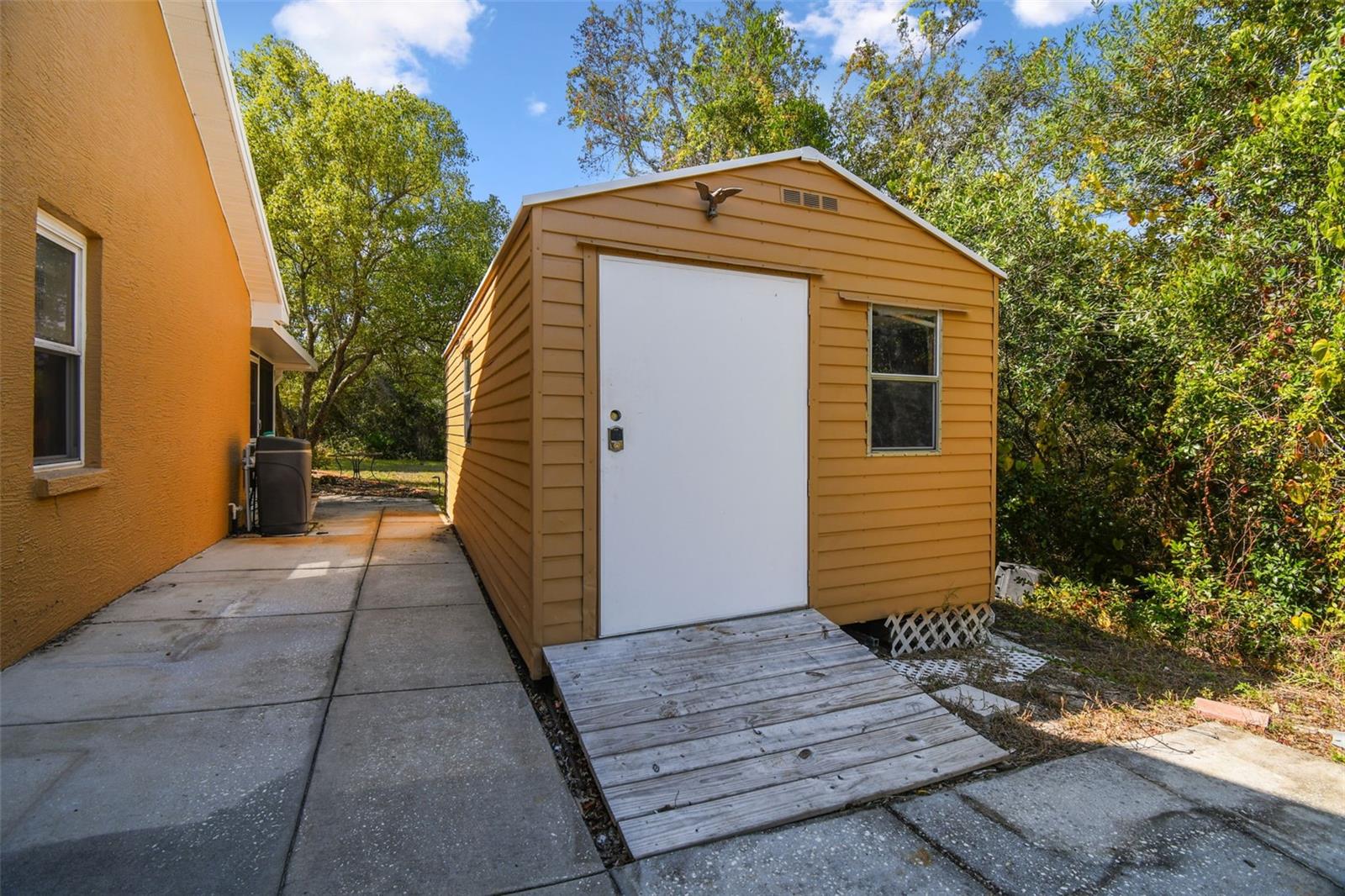 ROYAL HIGHLANDS - Residential