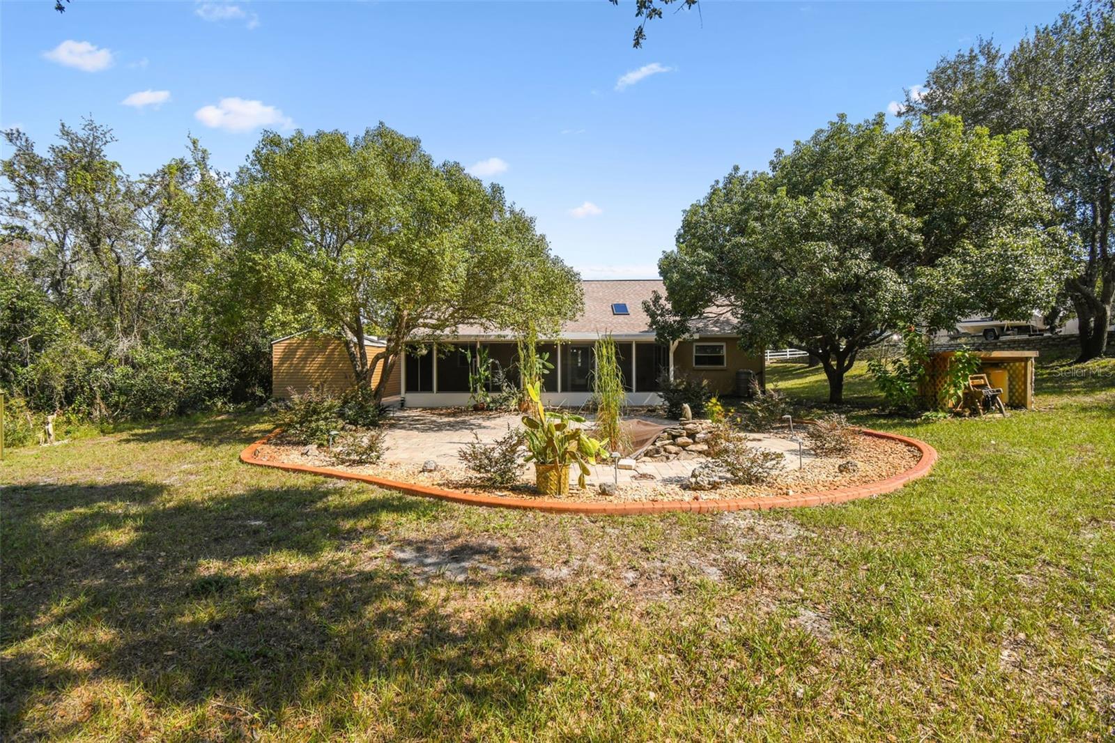 ROYAL HIGHLANDS - Residential