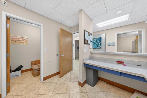 Tiny photo for 501 North Boulevard W, Leesburg, FL 34748 (MLS # OM734931)