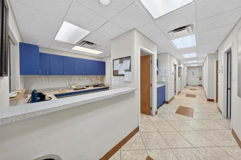Tiny photo for 501 North Boulevard W, Leesburg, FL 34748 (MLS # OM734931)