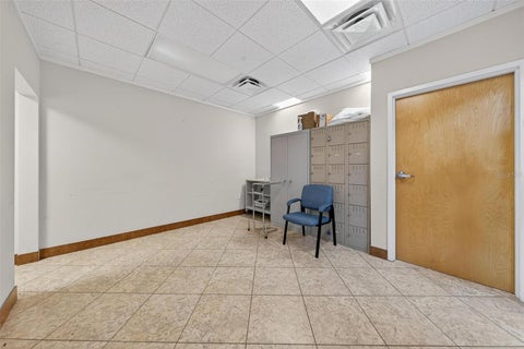 Tiny photo for 501 North Boulevard W, Leesburg, FL 34748 (MLS # OM734931)
