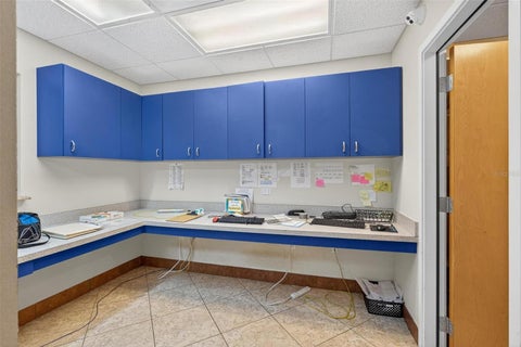Tiny photo for 501 North Boulevard W, Leesburg, FL 34748 (MLS # OM734931)