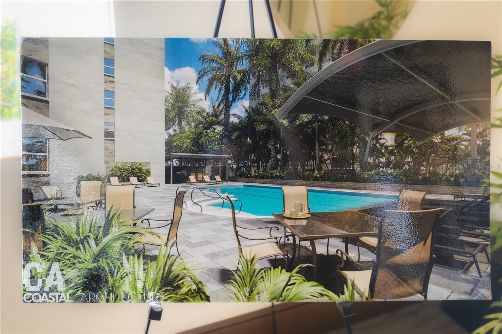 REGENCY HOUSE - Residential