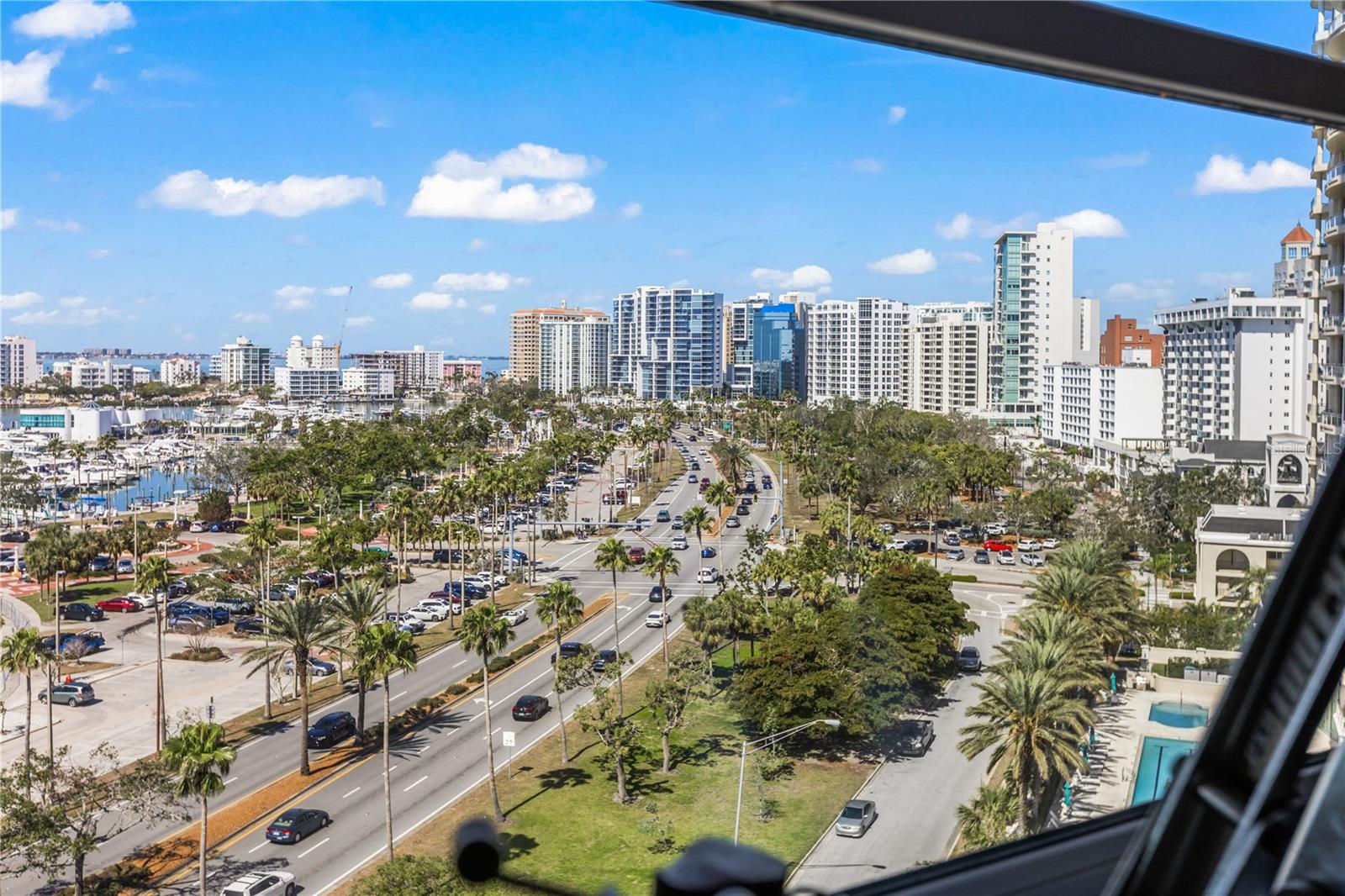 REGENCY HOUSE - Residential