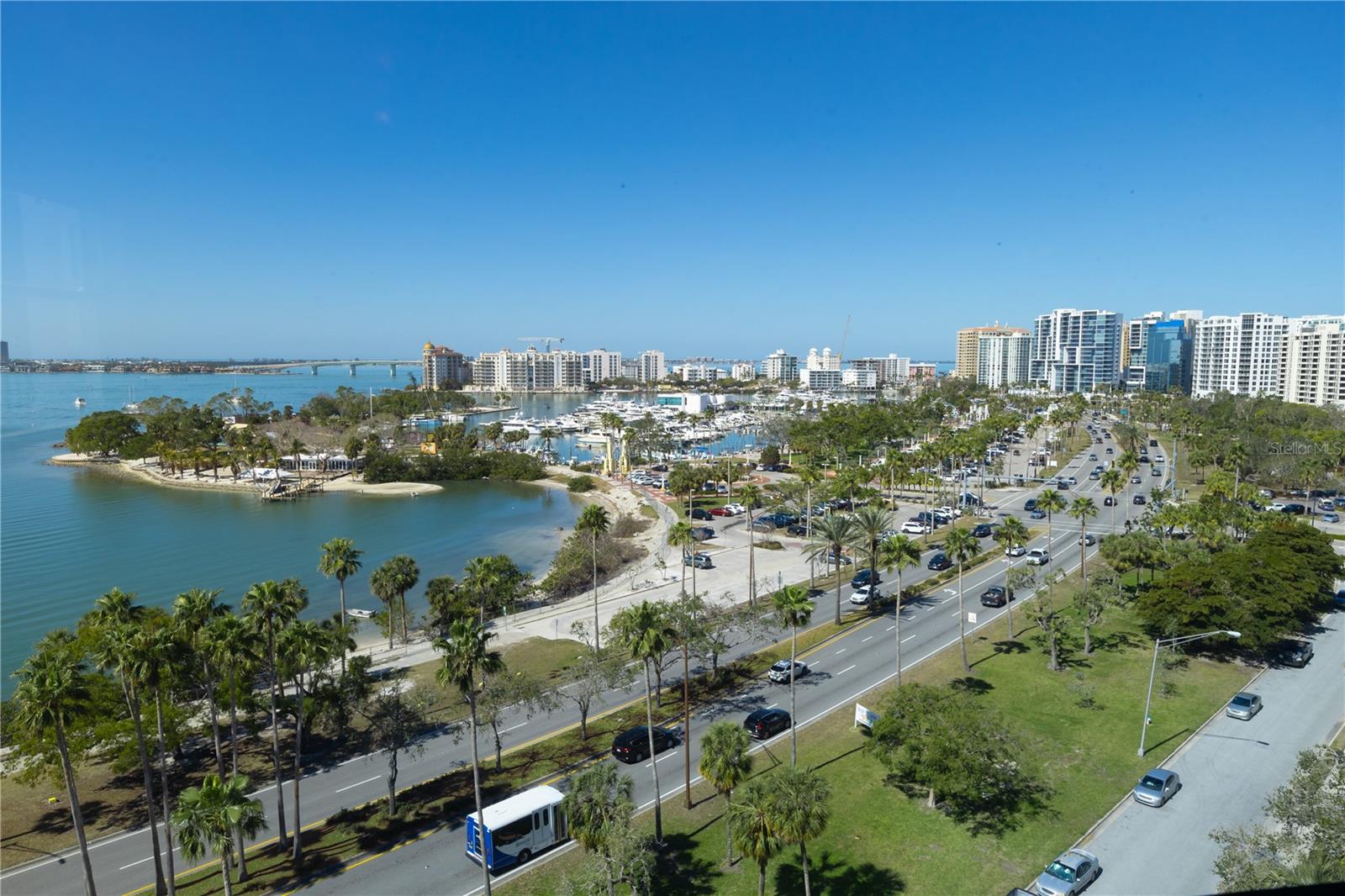 REGENCY HOUSE - Residential