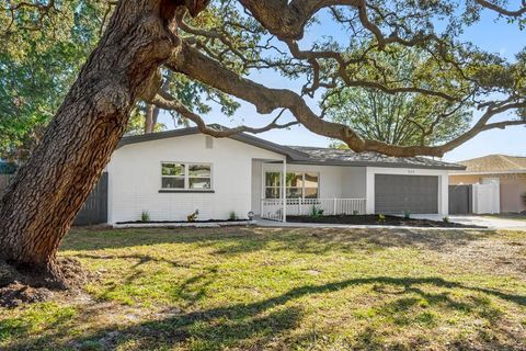 A home in LARGO