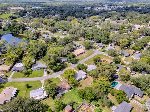 Tiny photo for 2014 Helms Avenue, Leesburg, FL 34748 (MLS # O6437710)