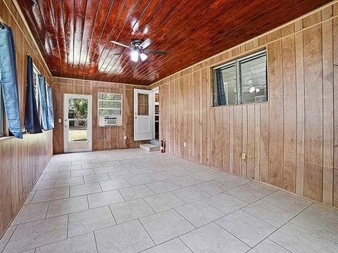 Tiny photo for 2014 Helms Avenue, Leesburg, FL 34748 (MLS # O6437710)