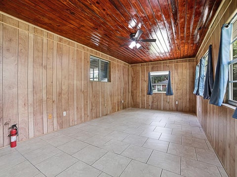 Tiny photo for 2014 Helms Avenue, Leesburg, FL 34748 (MLS # O6437710)