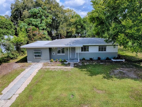 Tiny photo for 2014 Helms Avenue, Leesburg, FL 34748 (MLS # O6437710)