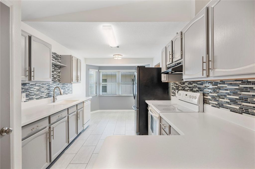 Photo of 550 Eagle Run, Lakeland, FL 33809 (MLS # L4957458)