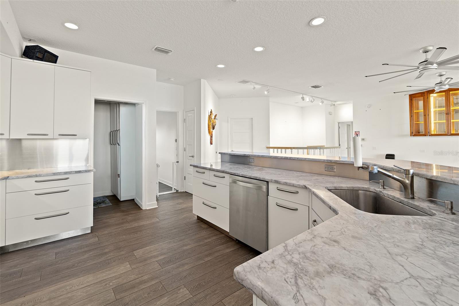 BANANA RIVER DRIVE SUB - Residential