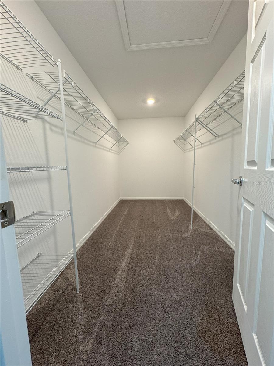 BELLA PARC TWNHMS - Residential Lease