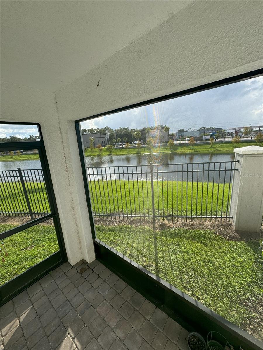 BELLA PARC TWNHMS - Residential Lease