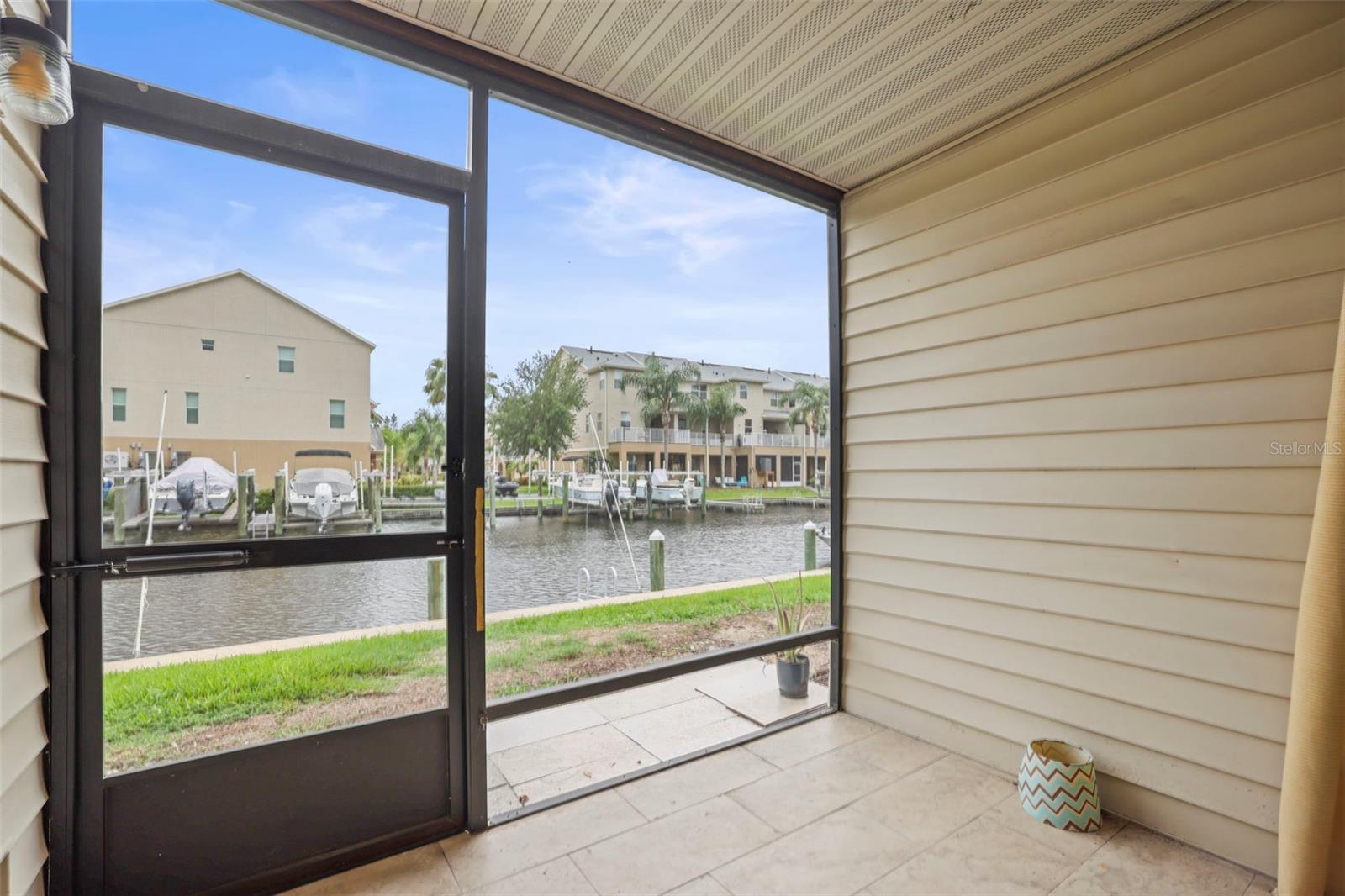 MOORINGS THE CONDO - Residential