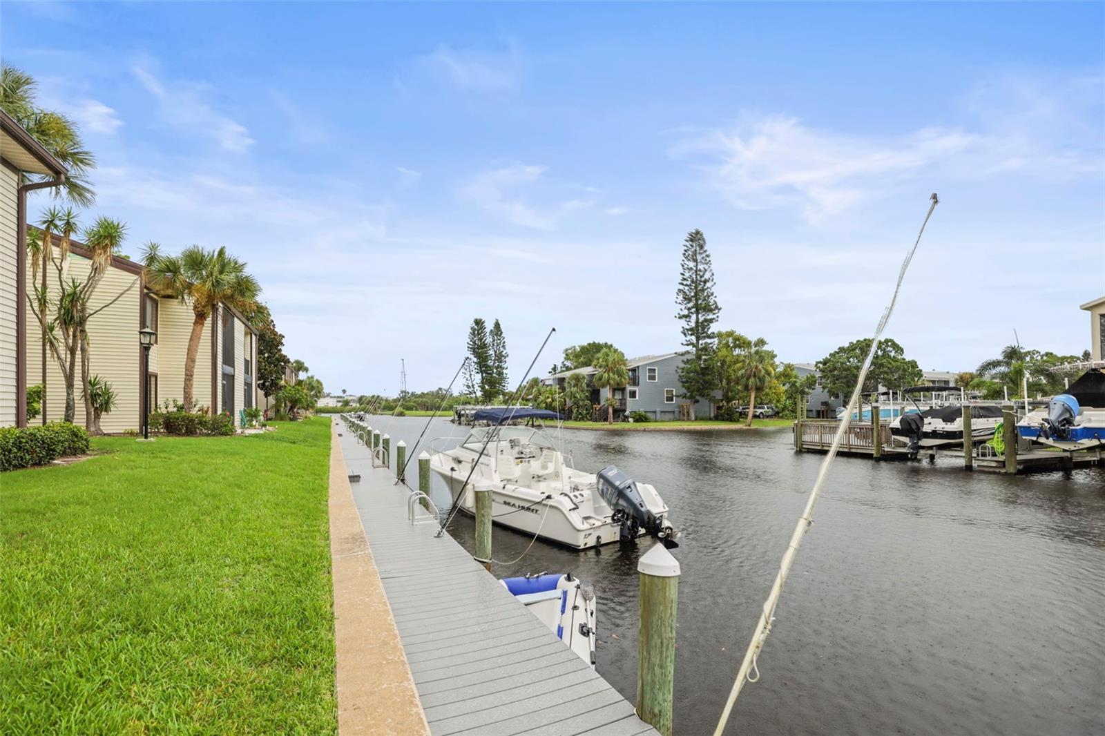 MOORINGS THE CONDO - Residential