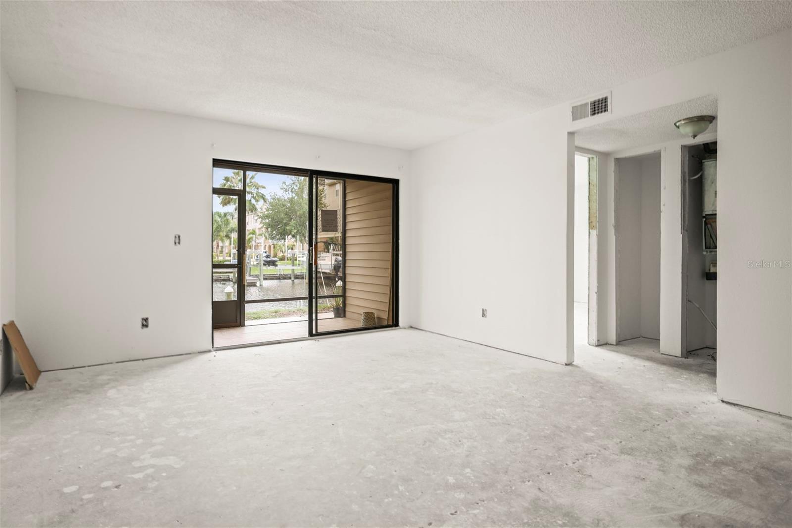 MOORINGS THE CONDO - Residential