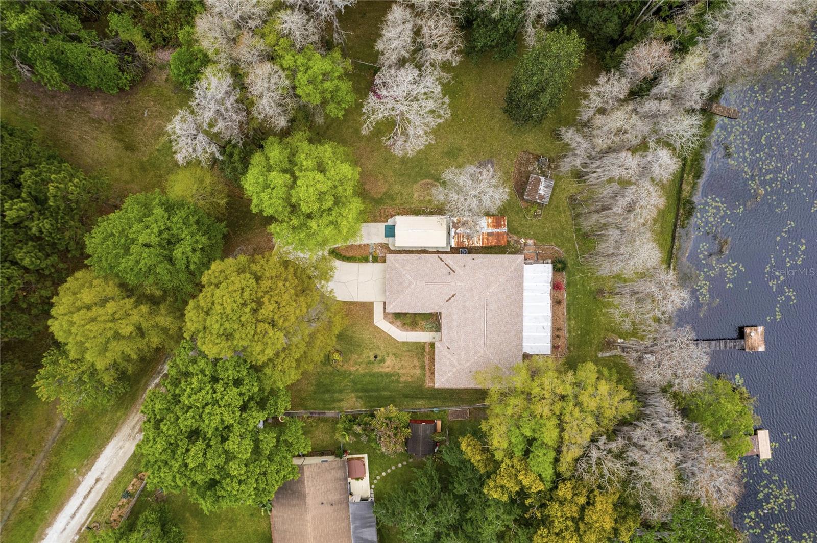 LAKE SHARON ESTATES - Residential