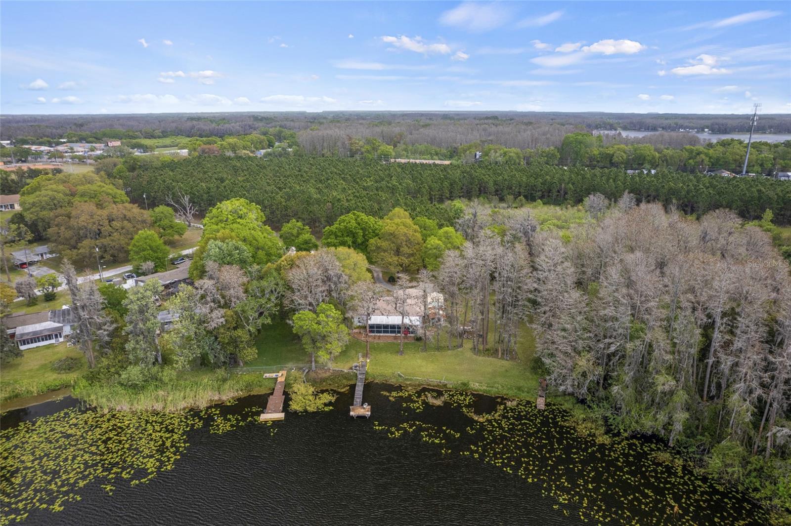 LAKE SHARON ESTATES - Residential