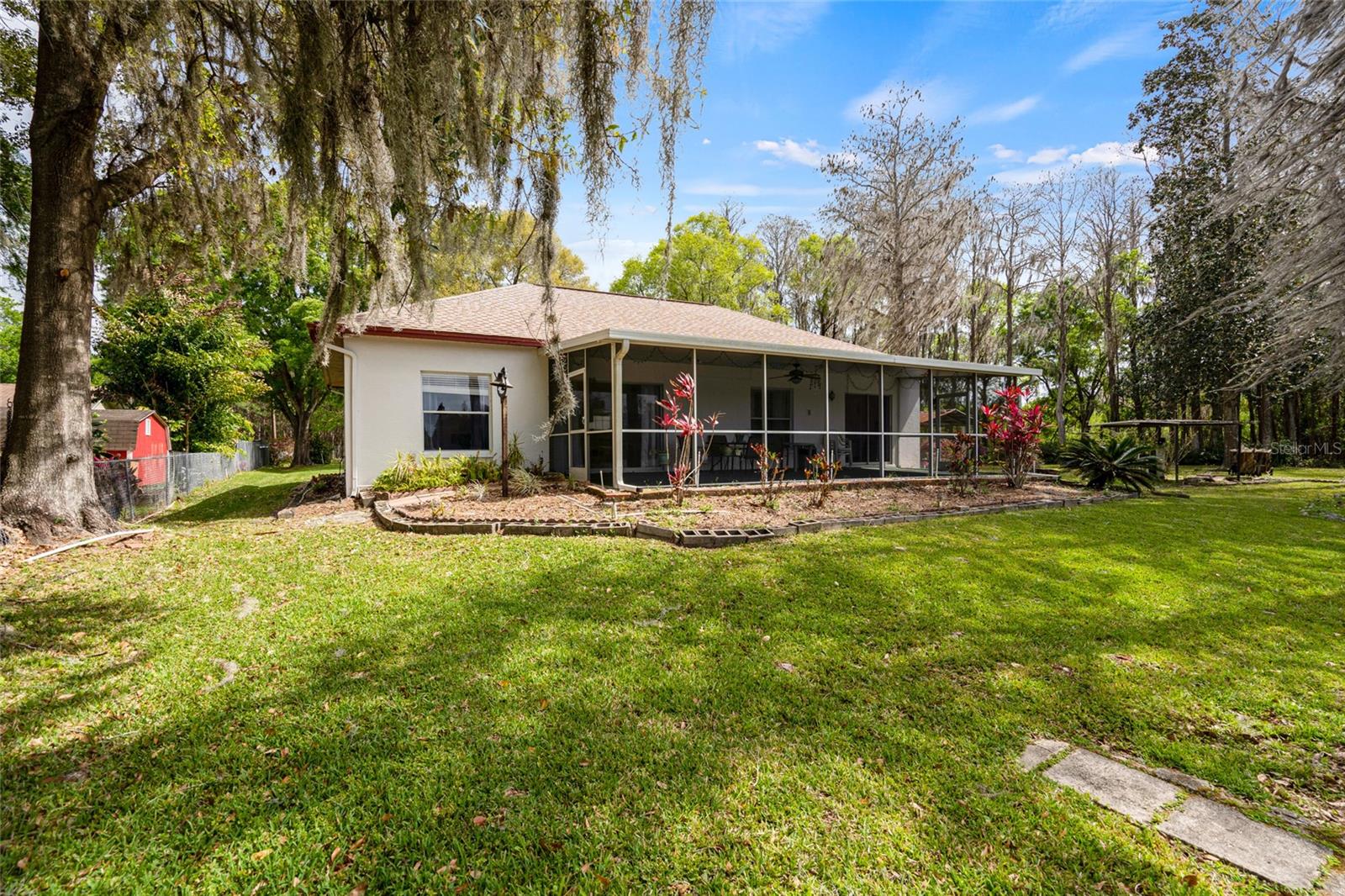 LAKE SHARON ESTATES - Residential