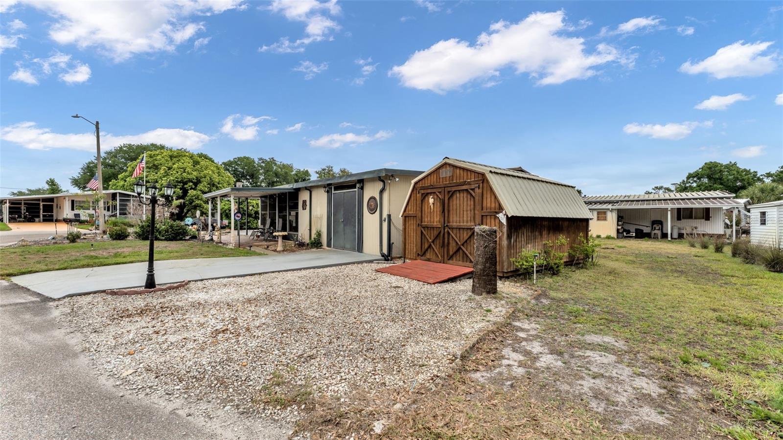 SUN-AIR COUNTRY CLUB - Residential