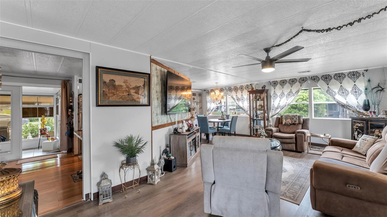 SUN-AIR COUNTRY CLUB - Residential