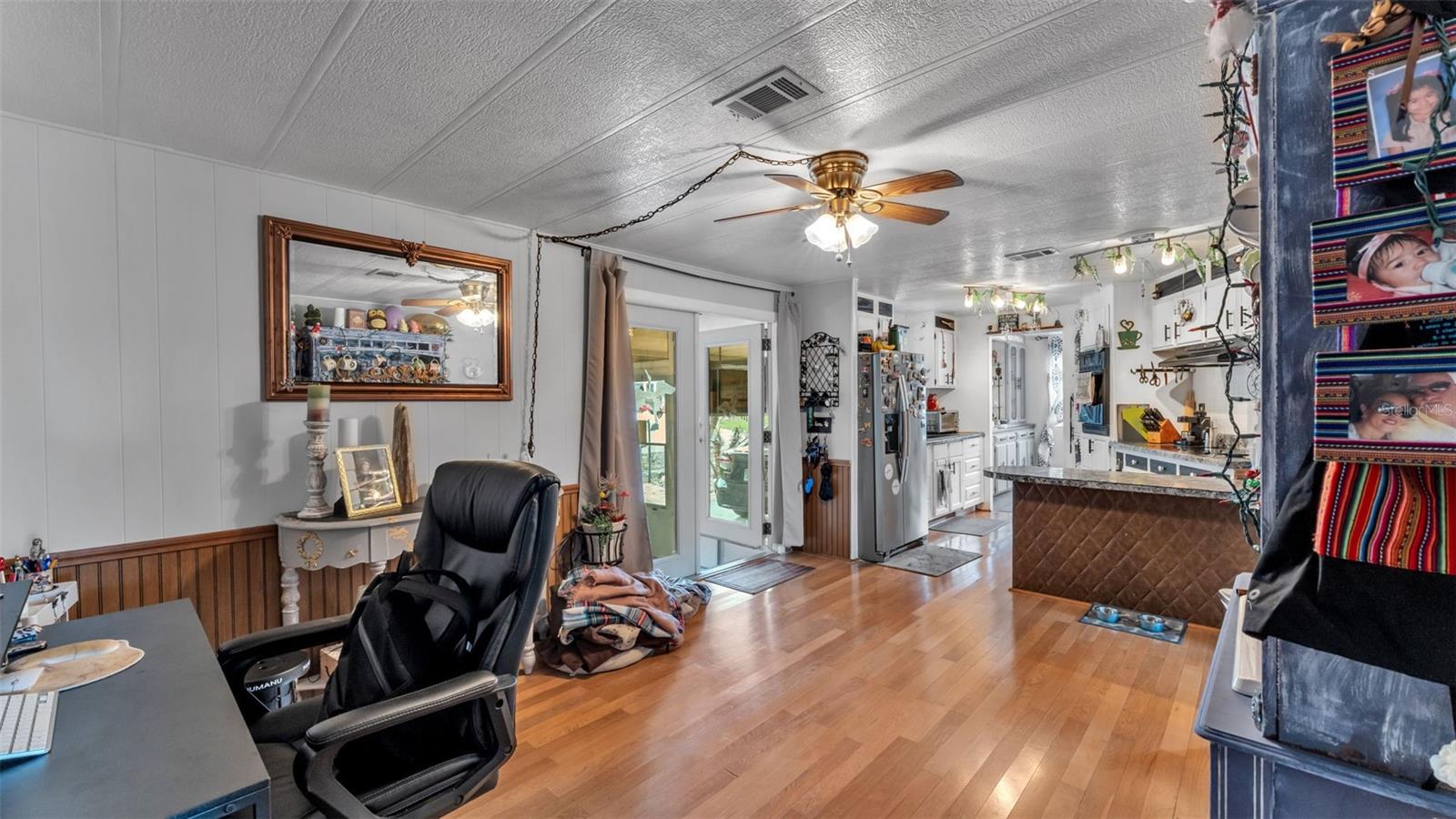 SUN-AIR COUNTRY CLUB - Residential