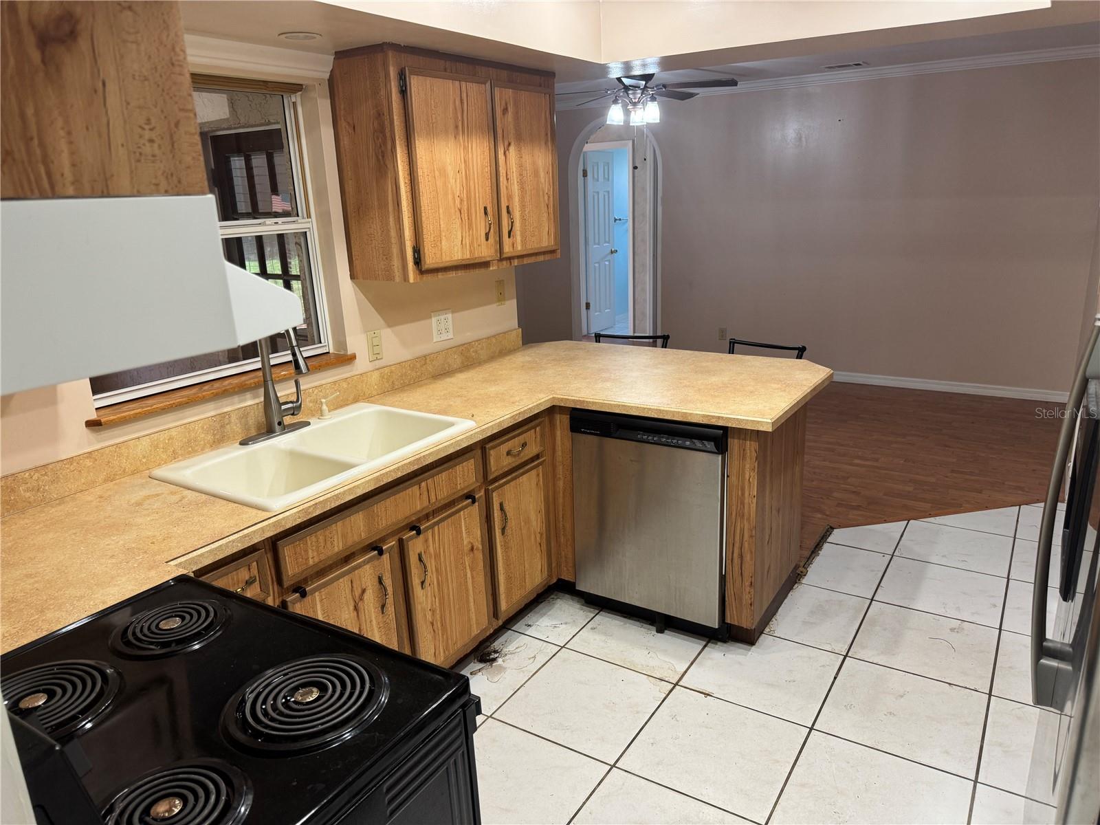 1401 ASTER COURT