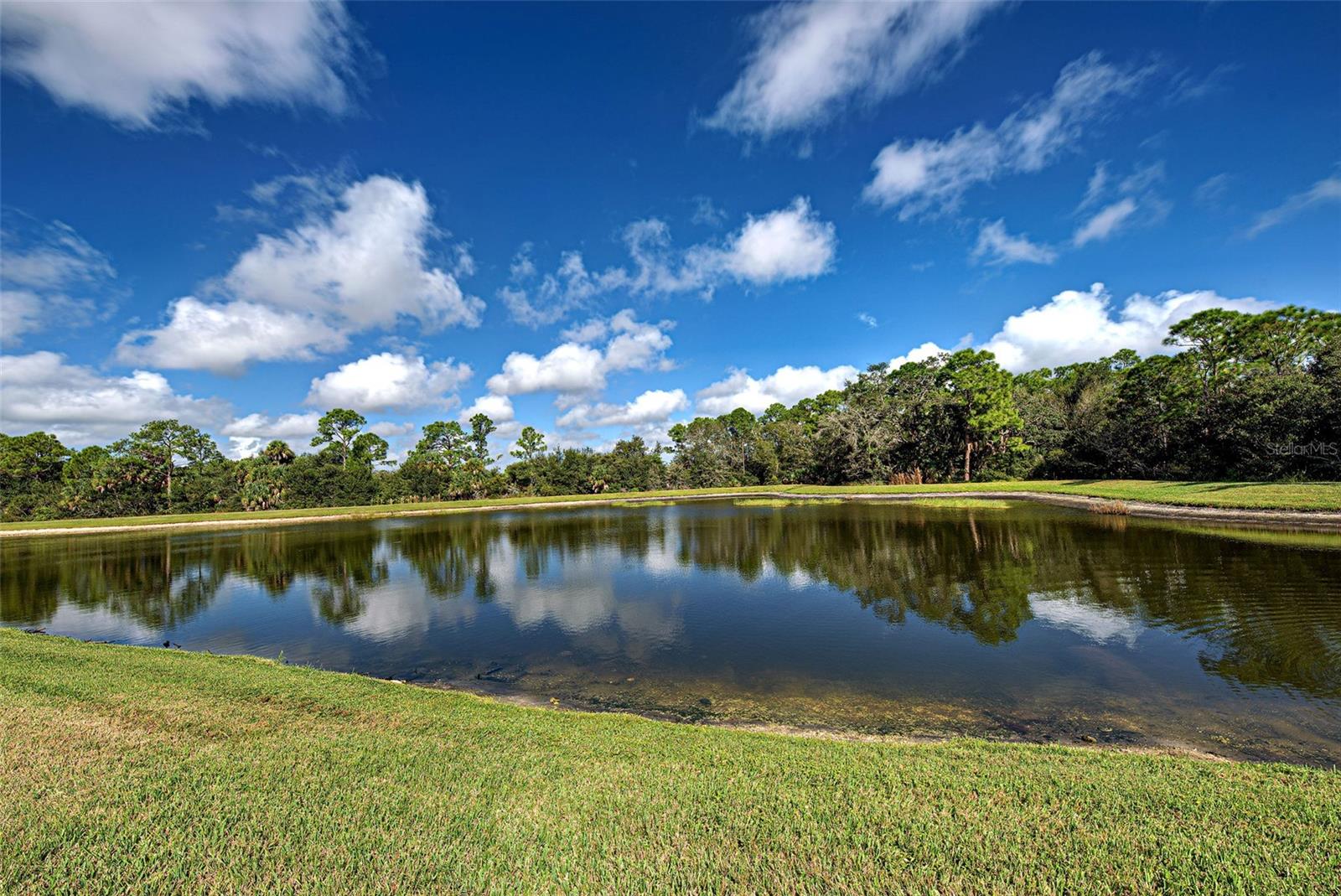 CARIBBEAN VILLAGE - Residential