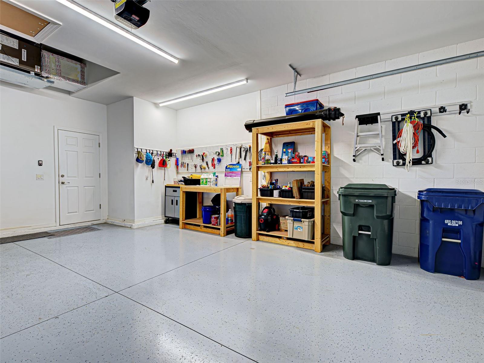 CARIBBEAN VILLAGE - Residential