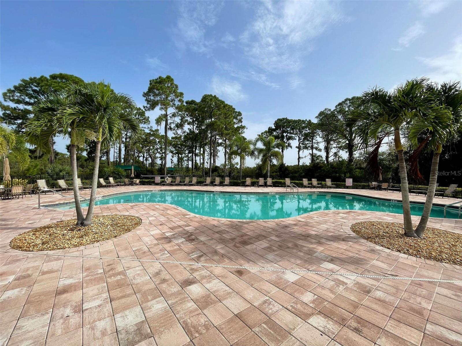 CARIBBEAN VILLAGE - Residential