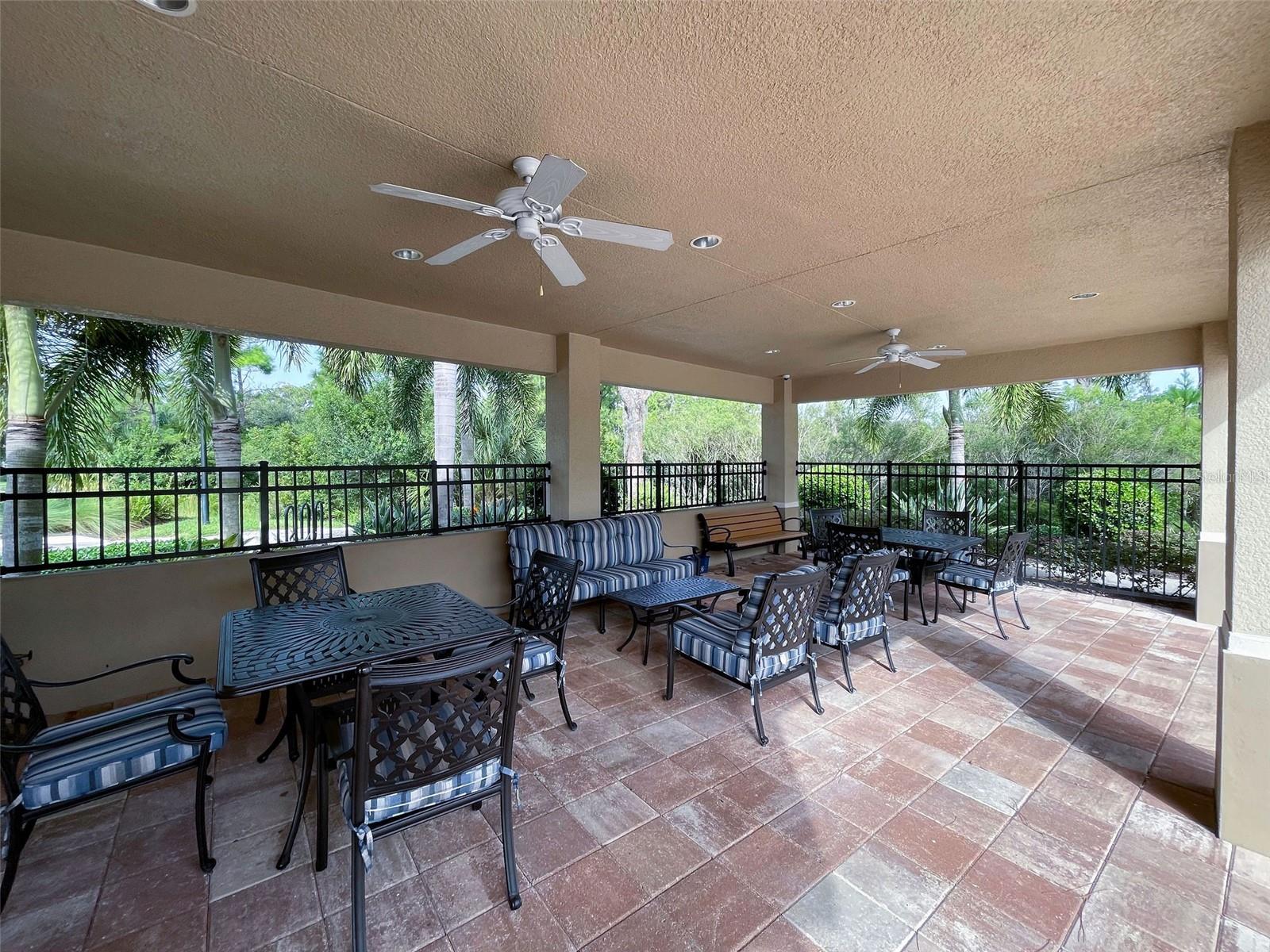 CARIBBEAN VILLAGE - Residential