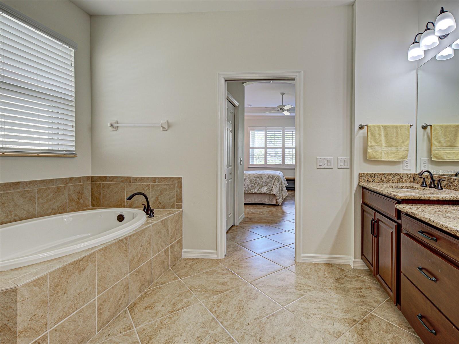 CARIBBEAN VILLAGE - Residential