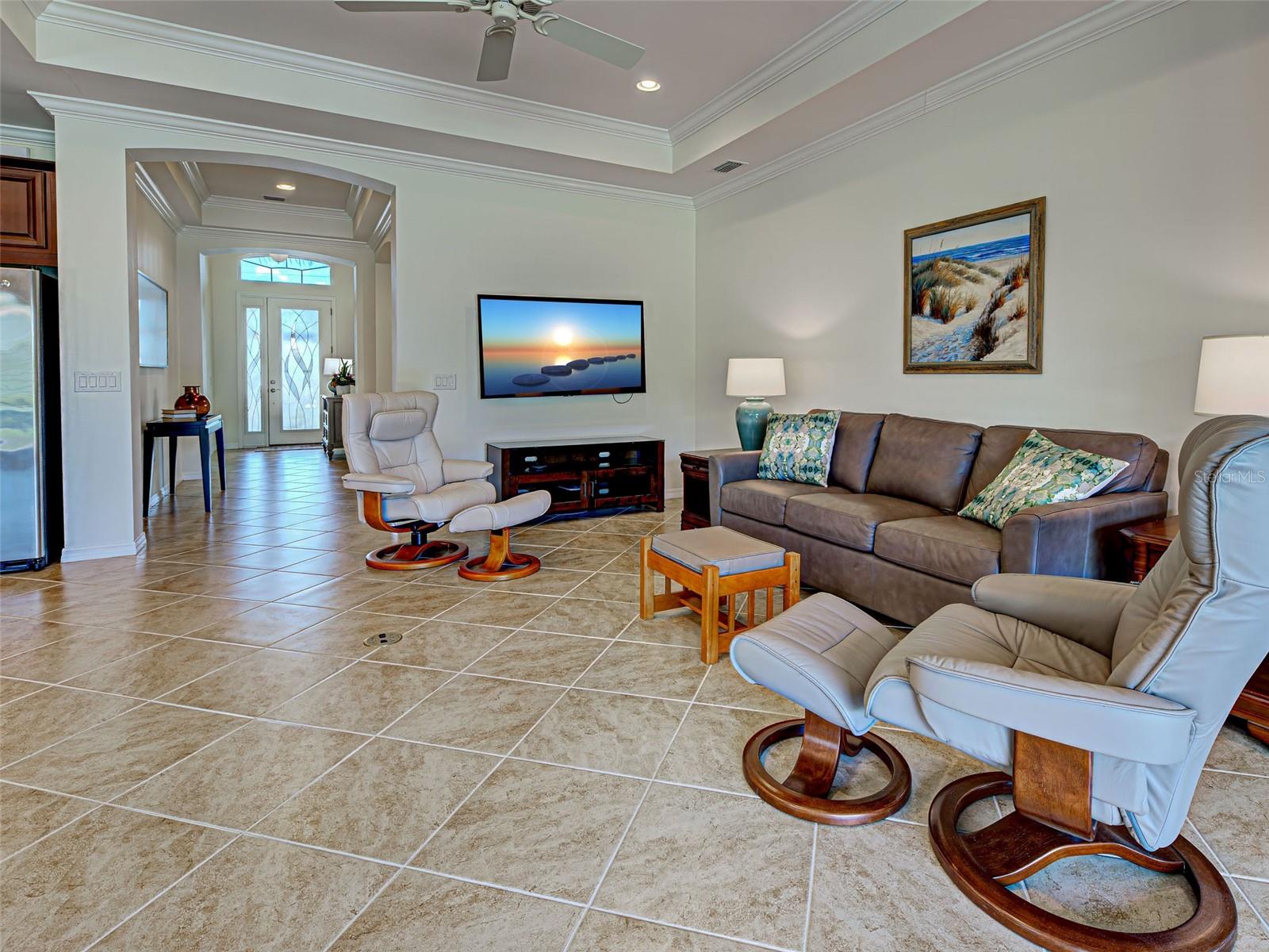 CARIBBEAN VILLAGE - Residential