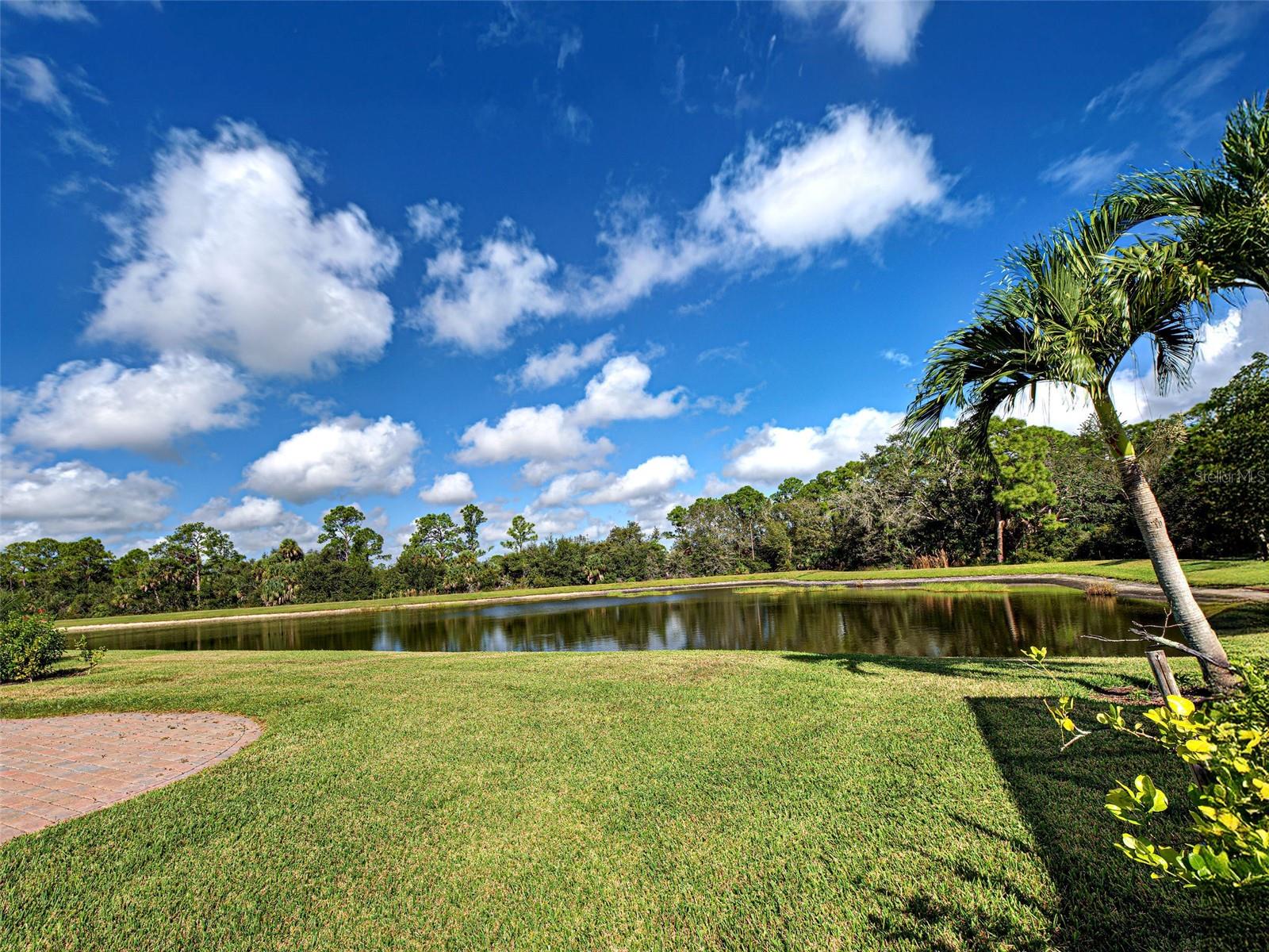 CARIBBEAN VILLAGE - Residential