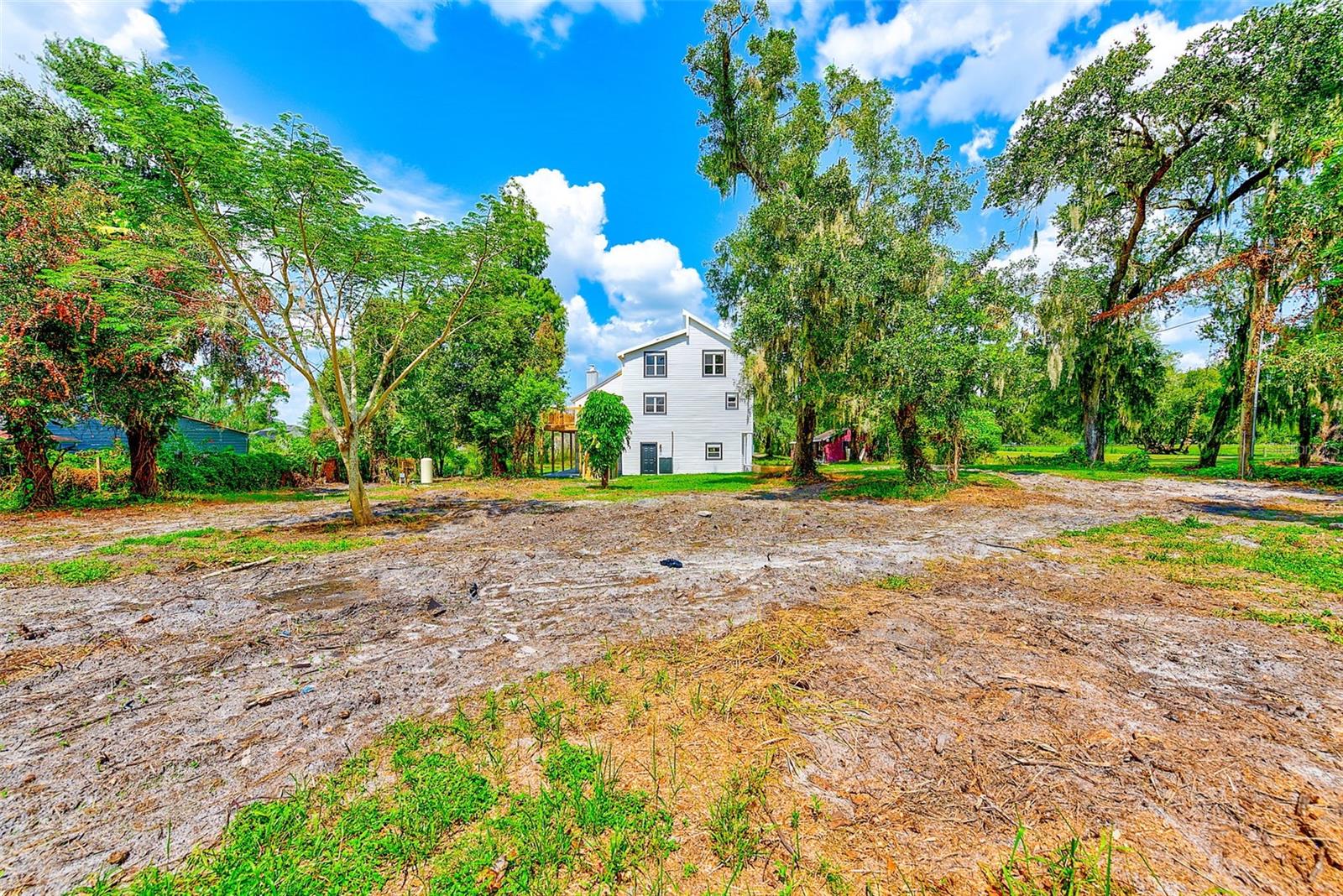 UNPLATTED - Residential