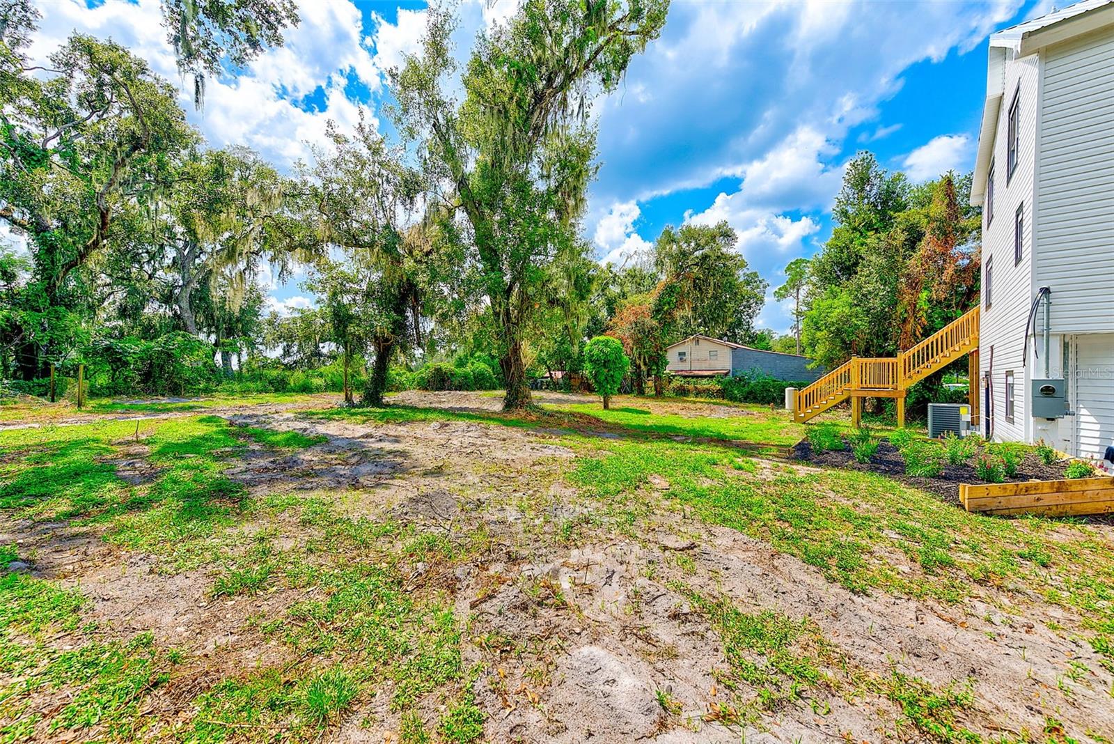 UNPLATTED - Residential