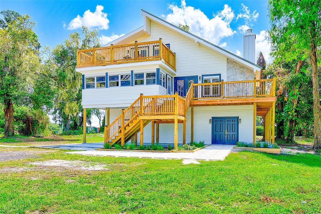 Photo of 2003 W Sam Allen Road, Plant City, FL 33565 (MLS # TB8429678)