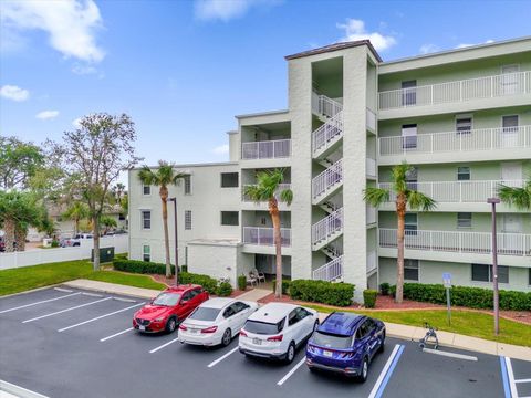 A home in DAYTONA BEACH