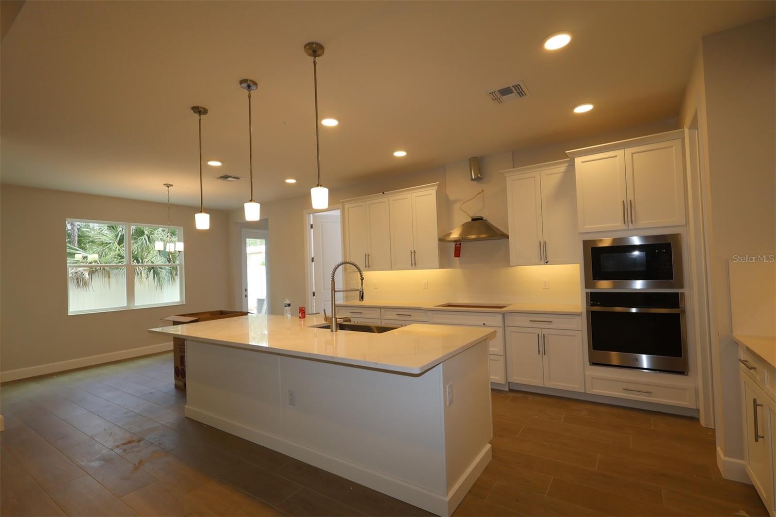 HAWK'S OVERLOOK - Residential