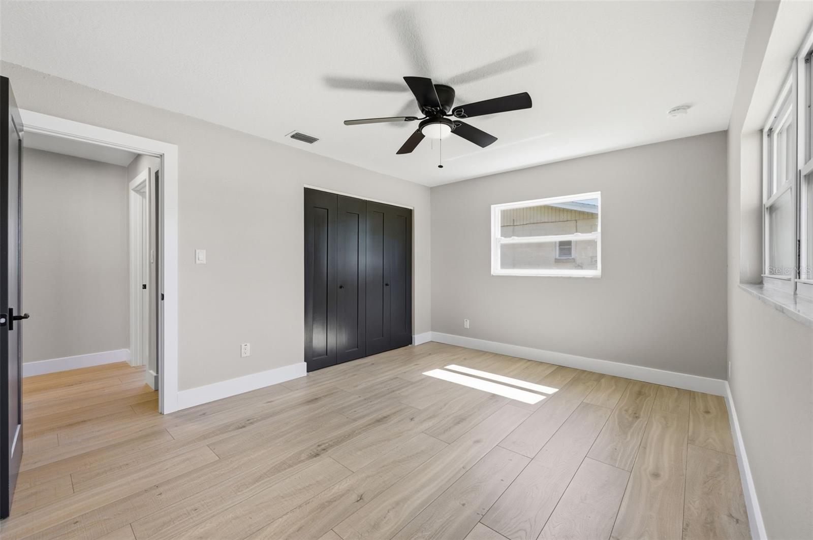 SHORE ACRES SEC 1 TWIN LAKES ADD - Residential