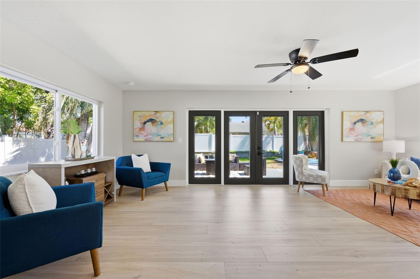 SHORE ACRES SEC 1 TWIN LAKES ADD - Residential