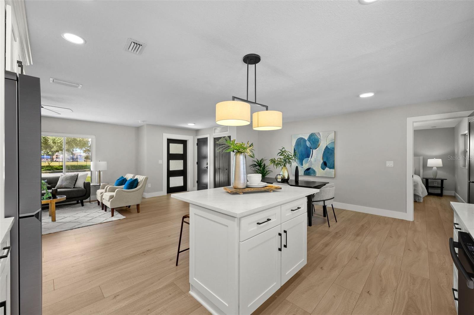 SHORE ACRES SEC 1 TWIN LAKES ADD - Residential
