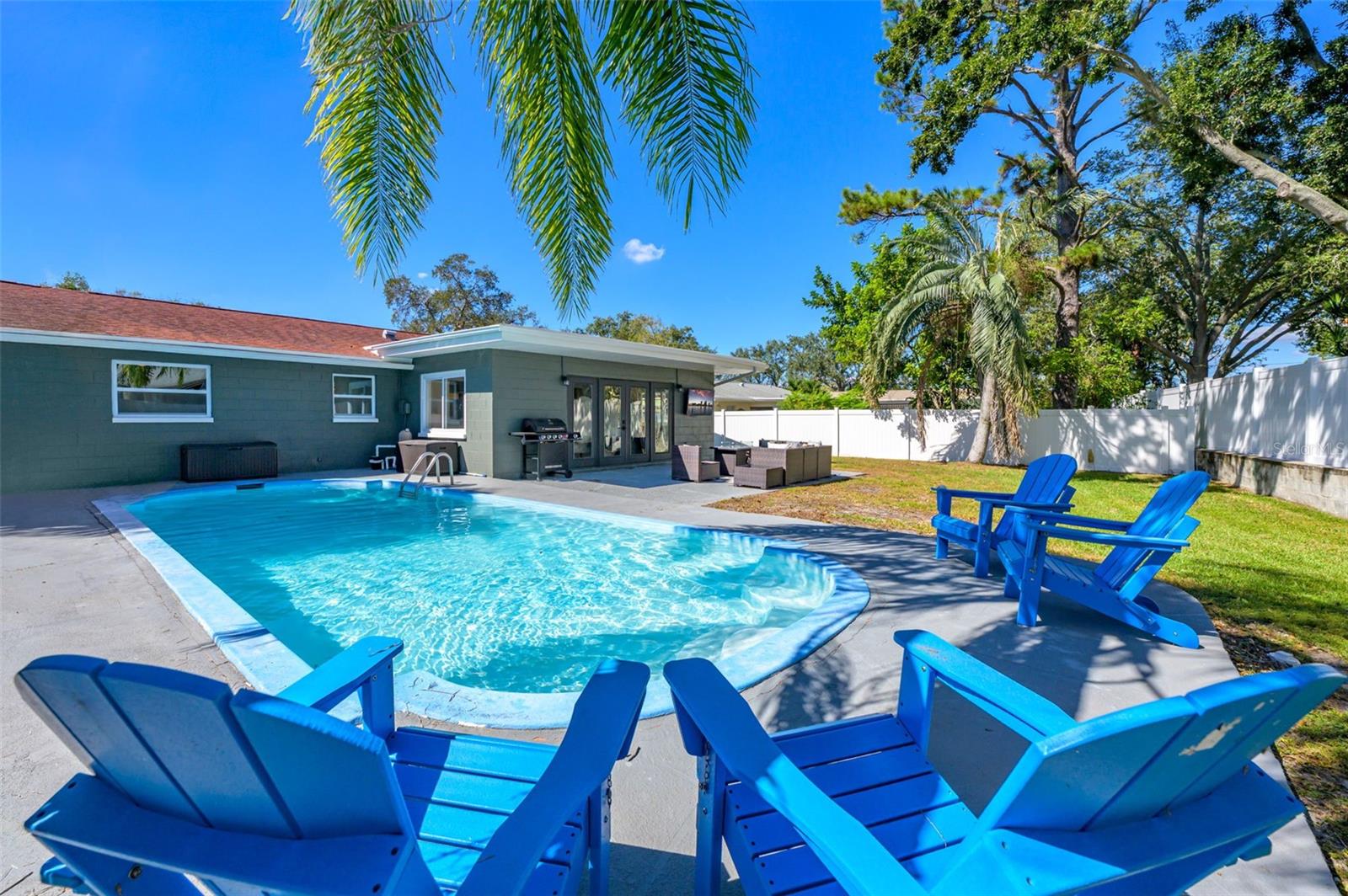 SHORE ACRES SEC 1 TWIN LAKES ADD - Residential