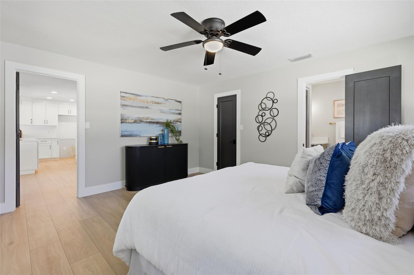 SHORE ACRES SEC 1 TWIN LAKES ADD - Residential