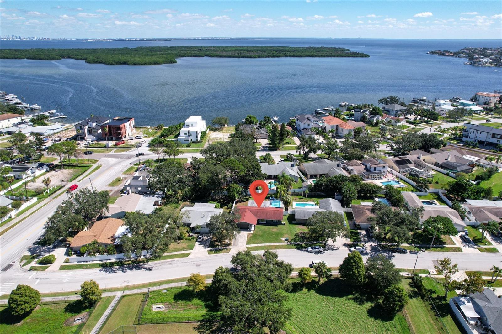 SHORE ACRES SEC 1 TWIN LAKES ADD - Residential