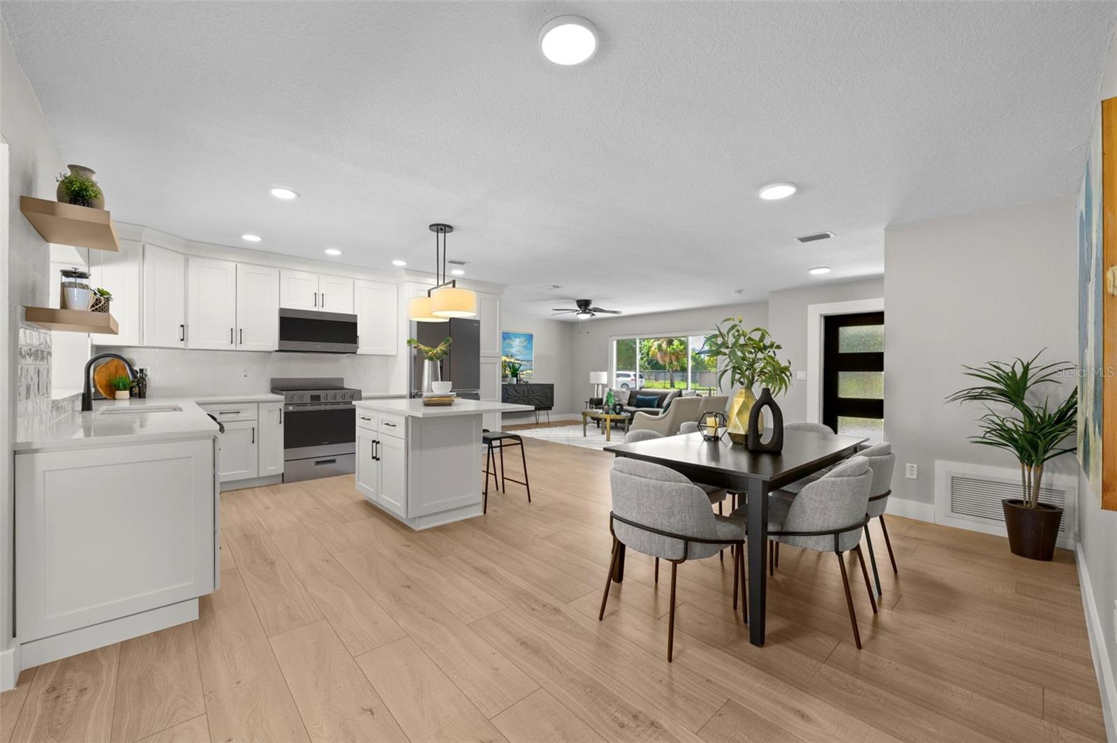 SHORE ACRES SEC 1 TWIN LAKES ADD - Residential